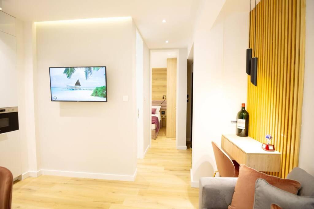 Ecostay-Serenity,Business Class Apartment By The Sea In Alimos Kalamaki Atina Dış mekan fotoğraf