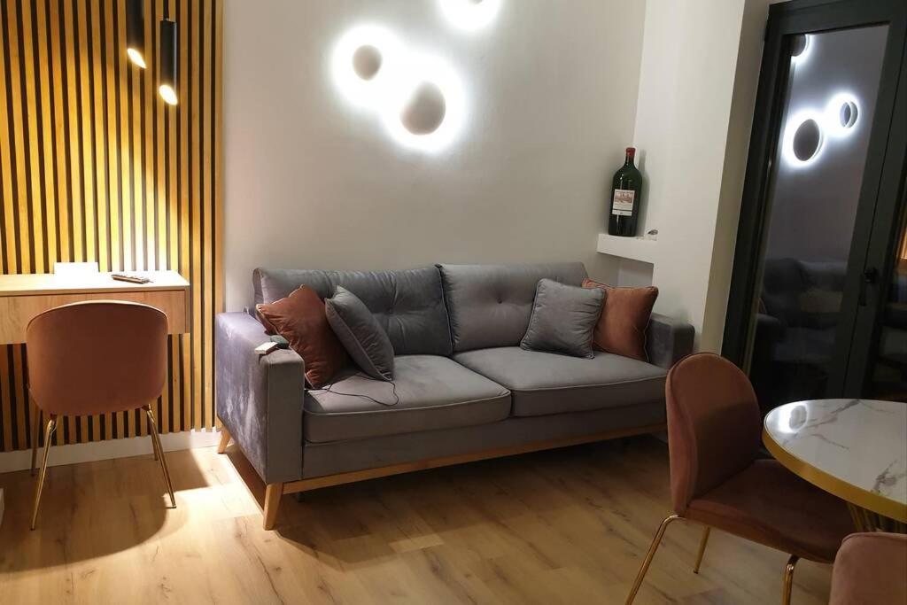Ecostay-Serenity,Business Class Apartment By The Sea In Alimos Kalamaki Atina Dış mekan fotoğraf