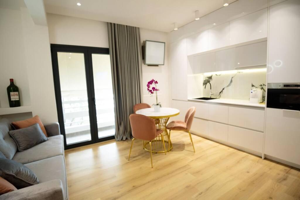 Ecostay-Serenity,Business Class Apartment By The Sea In Alimos Kalamaki Atina Dış mekan fotoğraf